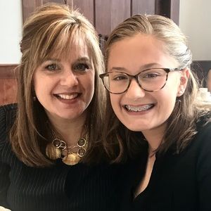 Meet your Posher, Jennifer